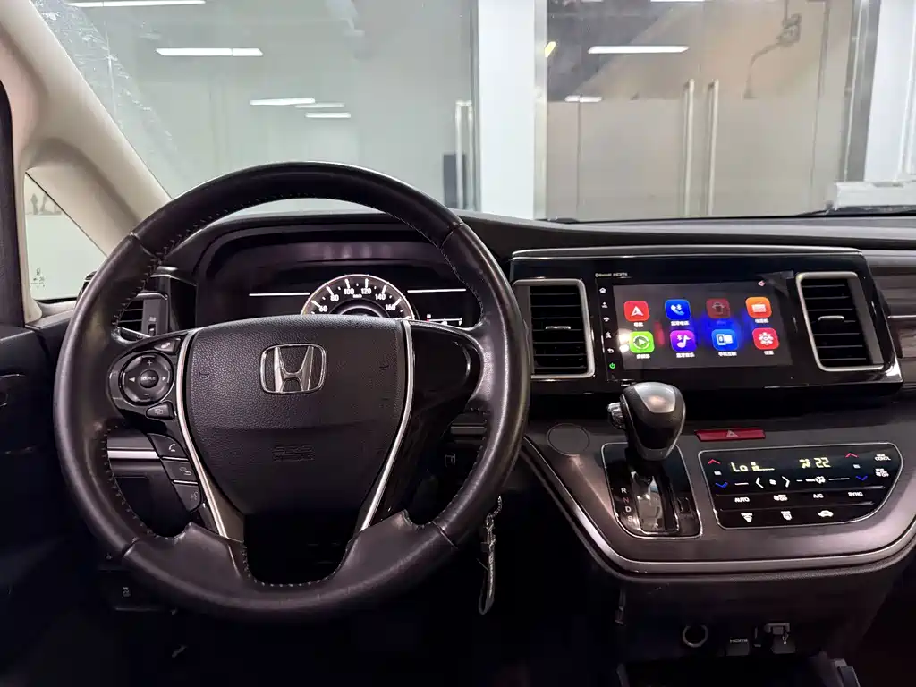 Honda Elysion — миниатюра 17
