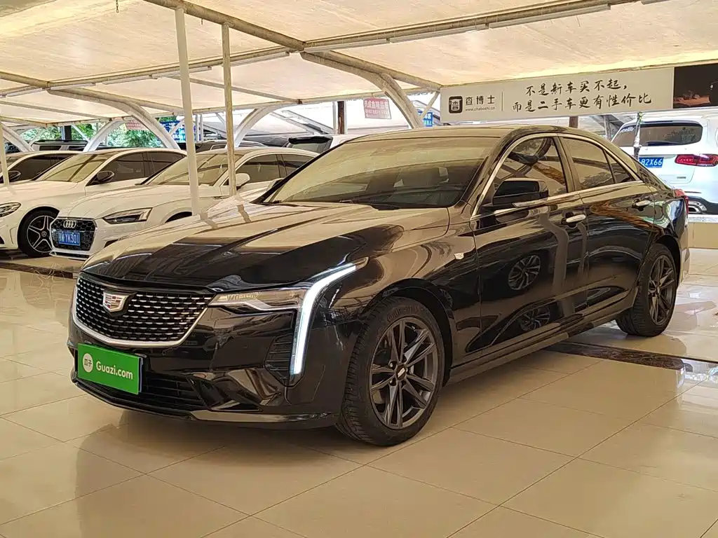 Cadillac CT4