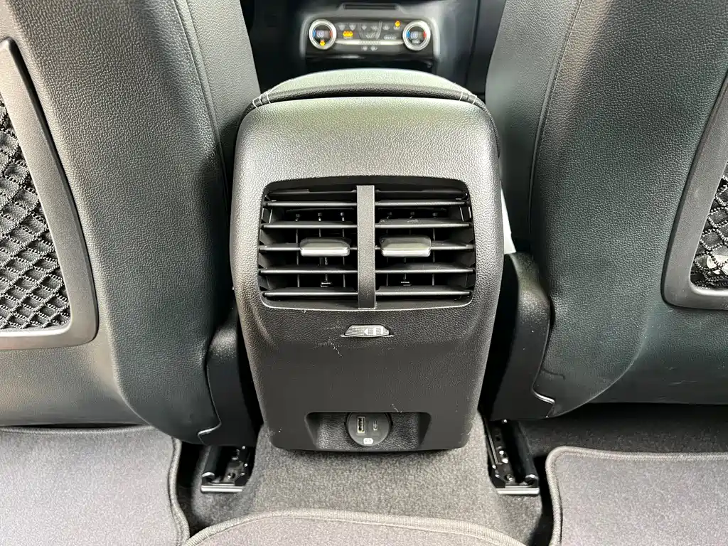 Ford Focus — миниатюра 16