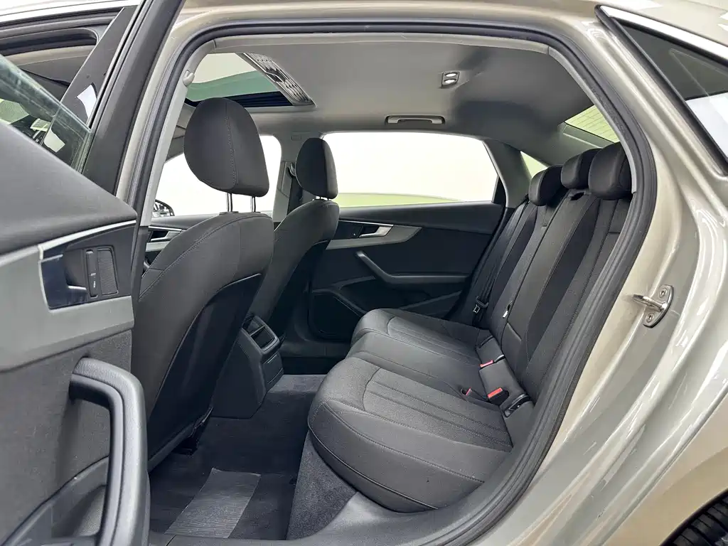 Audi A4L — миниатюра 15
