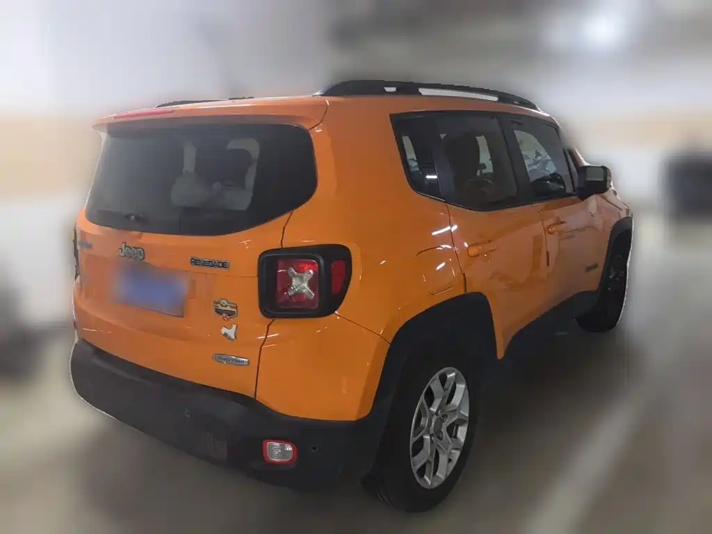 Jeep Renegade — миниатюра 6