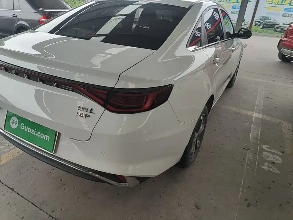 Geely L HiP — миниатюра 8