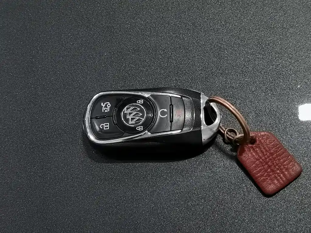 Buick LaCrosse — миниатюра 19