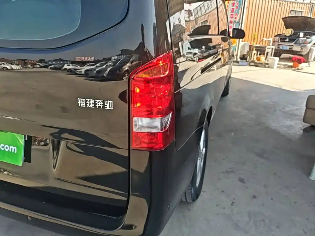 Mercedes-Benz Vito — миниатюра 8