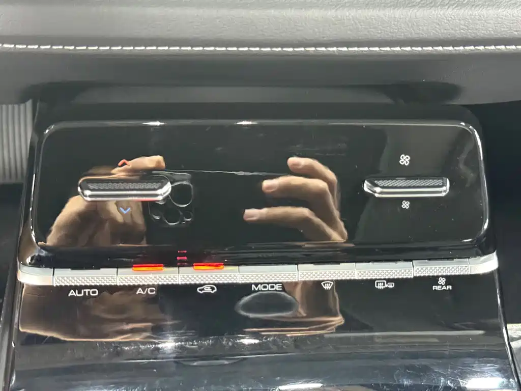 Wuling Victory — миниатюра 9
