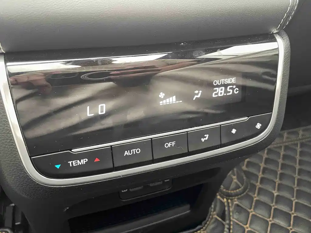 GAC Motor Trumpchi GS8 — миниатюра 17
