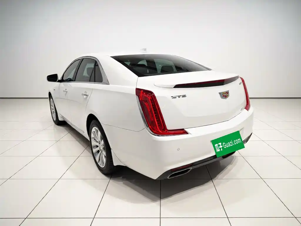 Cadillac XTS — миниатюра 4