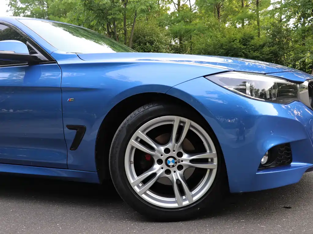 BMW 3 Series GT 3 GT 2020 320i M Sport