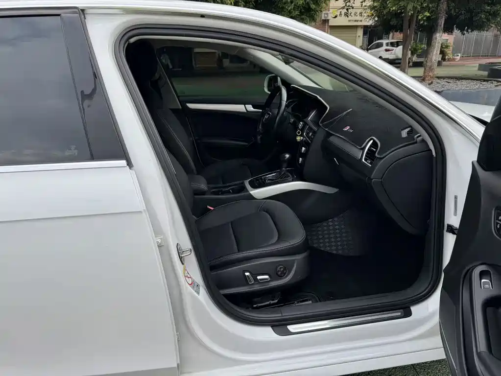 Audi A4L — миниатюра 11