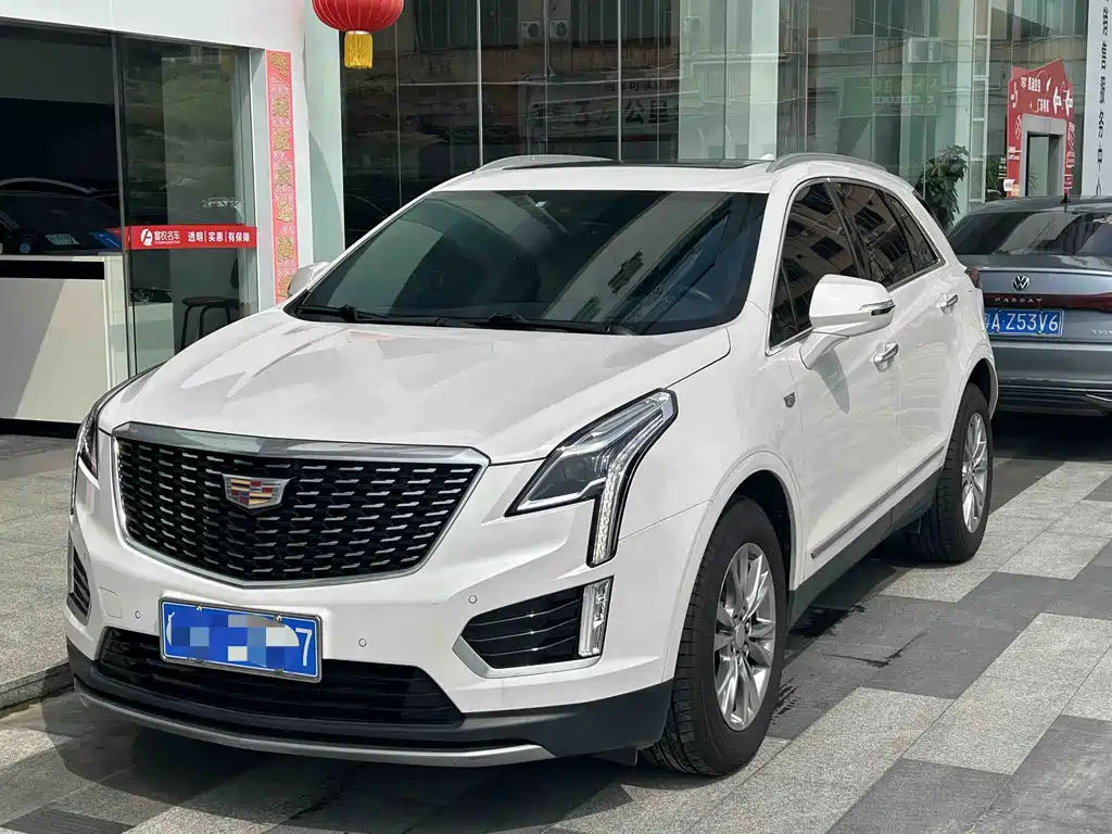 Купить Cadillac XT5
