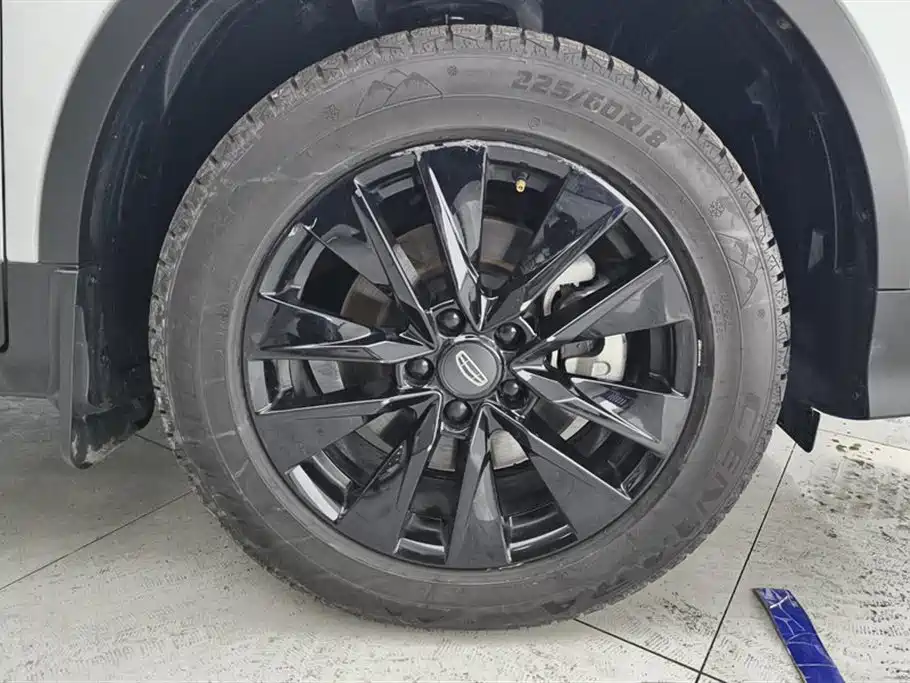 GEELY AUTOMOBILE BOYUE