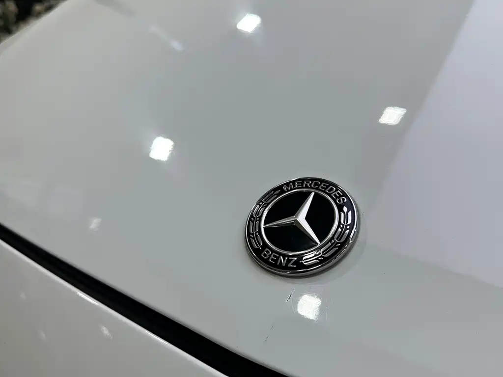 Mercedes-Benz C-Class — миниатюра 7