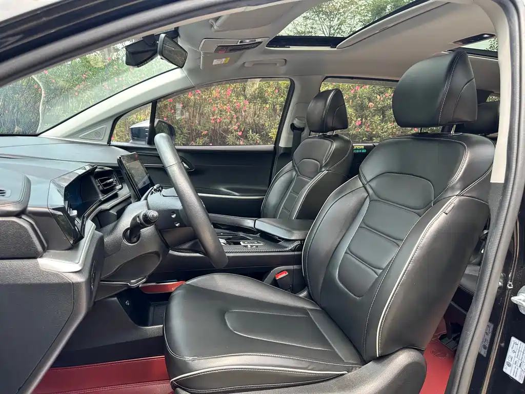 Hyundai Custo 270TGDi LUX Premium Edition, фото 35