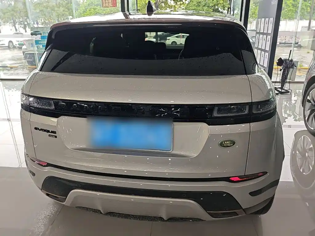 Land Rover Evoque — миниатюра 6