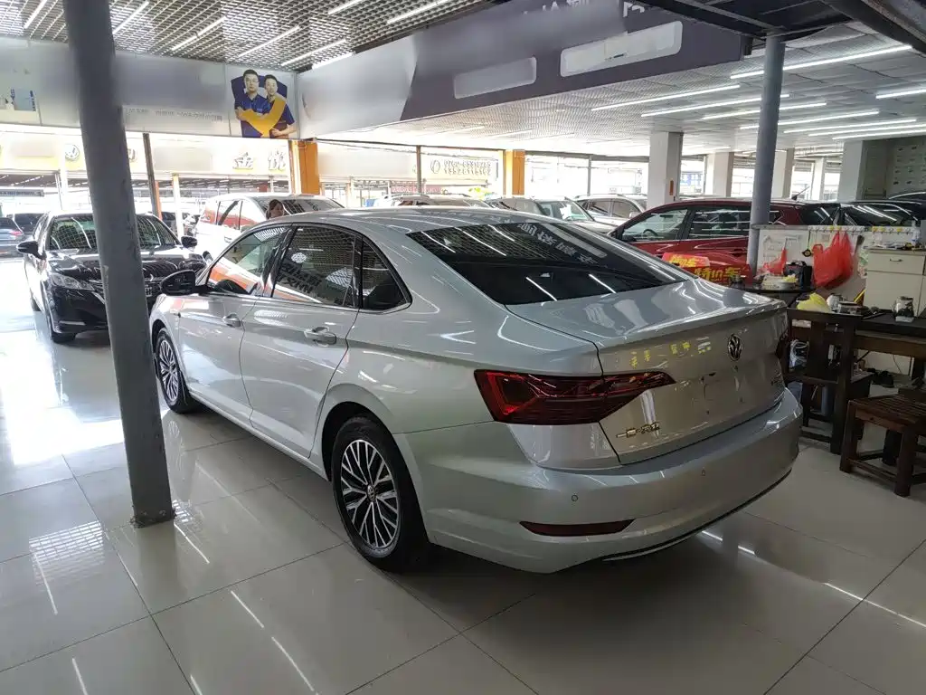 Volkswagen Sagitar — миниатюра 7