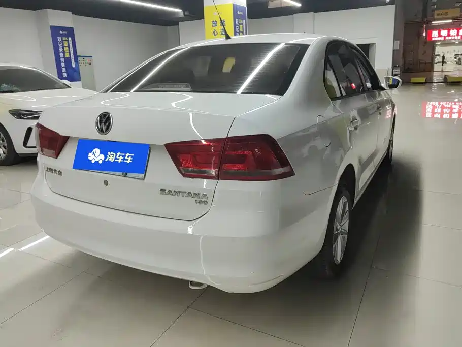 Volkswagen Santana — миниатюра 3