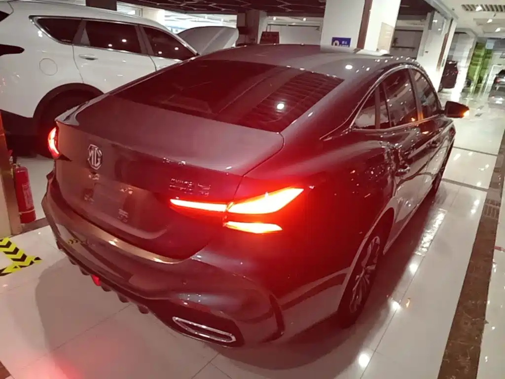 MG MG5 — миниатюра 7
