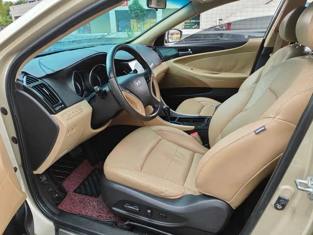 Hyundai Sonata — миниатюра 5