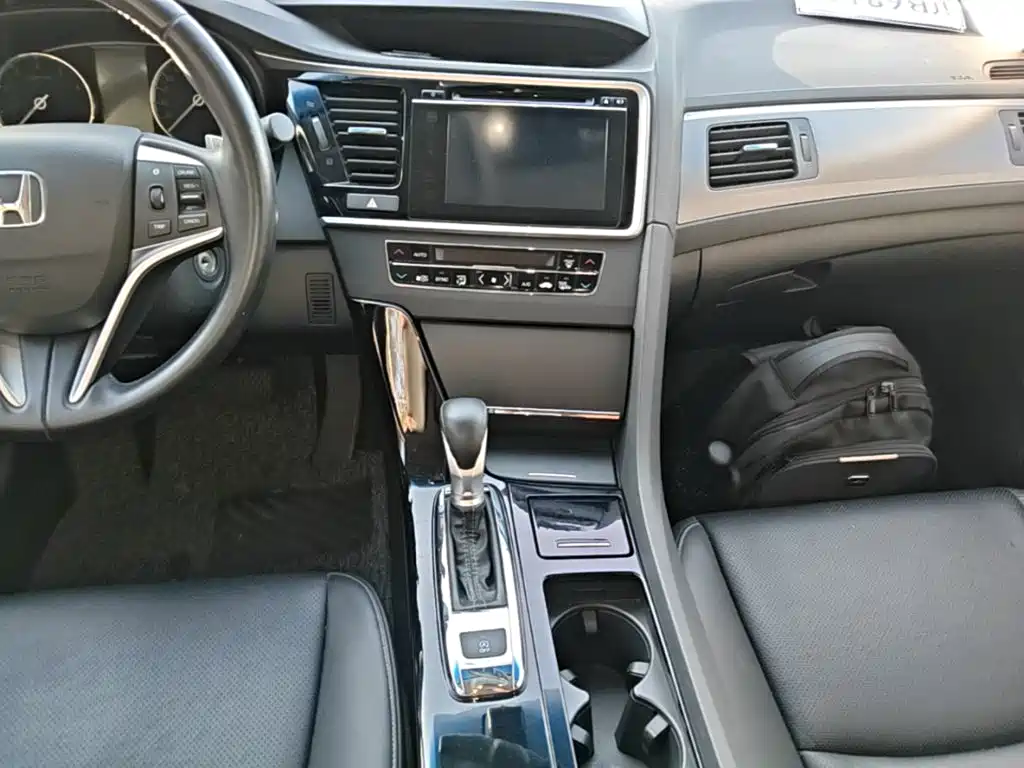 Honda Spirior — миниатюра 13