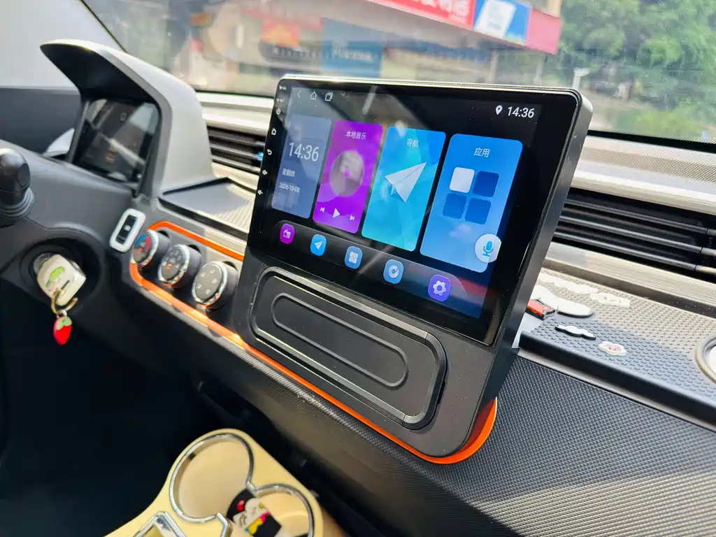 Wuling MINIEV — миниатюра 11