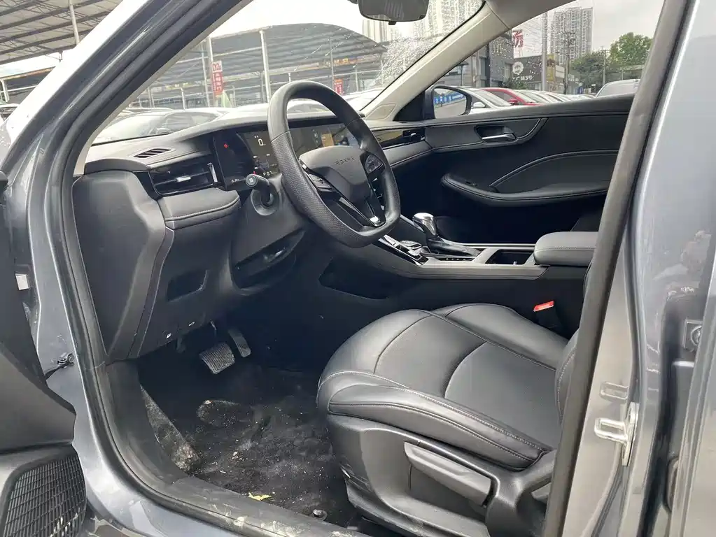 Roewe i5 — миниатюра 7
