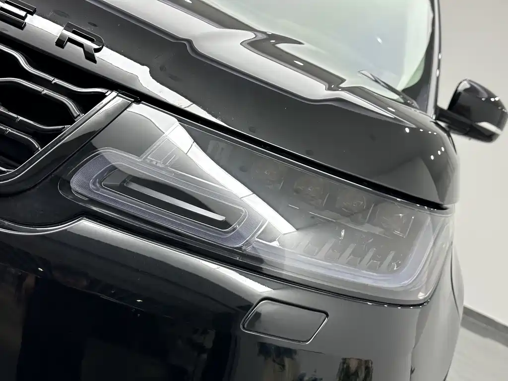 Land Rover Sport — миниатюра 18