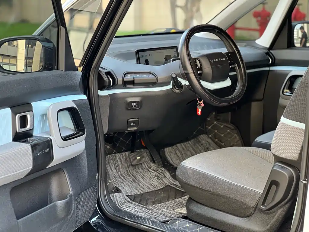 Baojun E300 — миниатюра 9