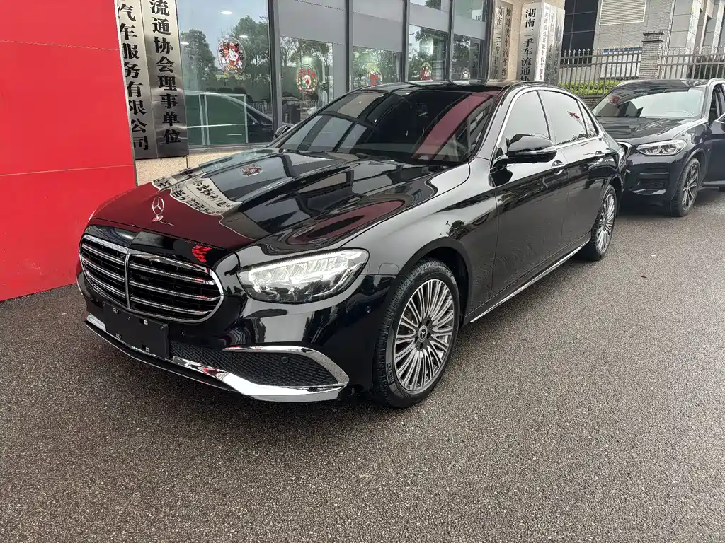 Mercedes-Benz E-Class 2021