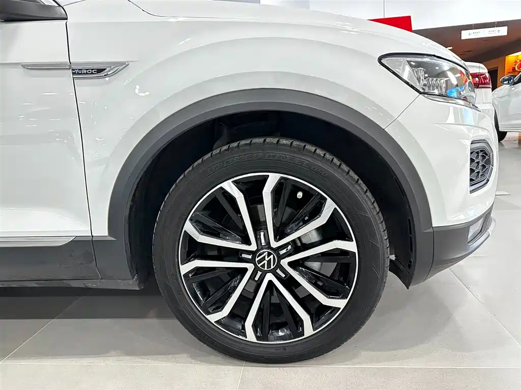 Volkswagen T-Roc — миниатюра 32
