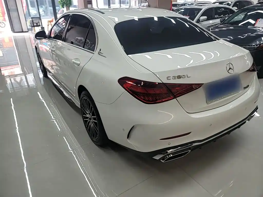 Mercedes-Benz C-Class — миниатюра 5