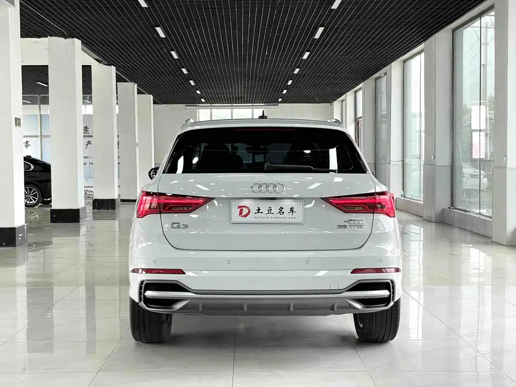 Audi Q3 2022 35 TFSI Fashion