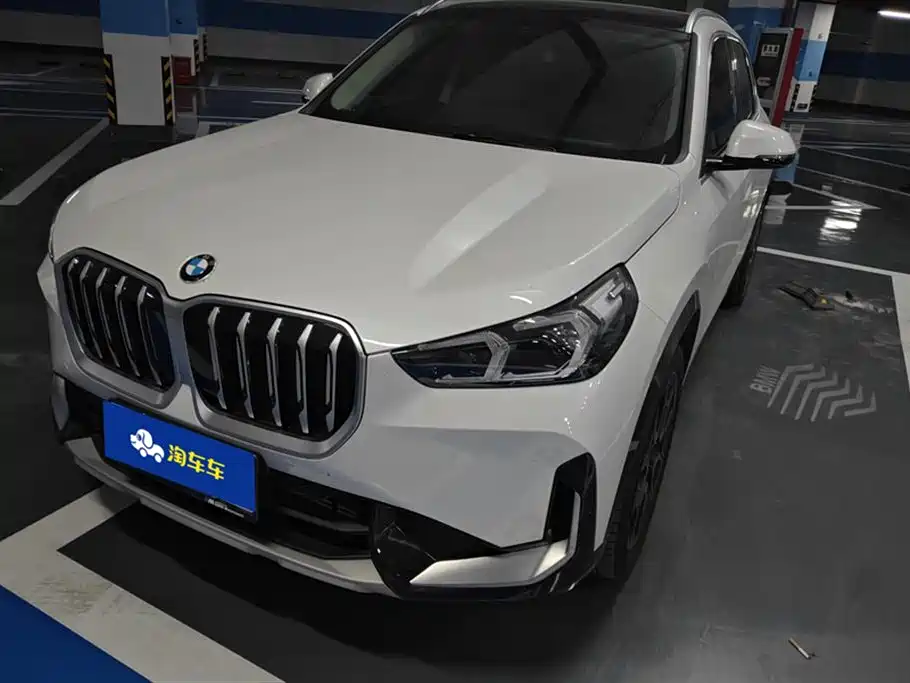 Купить BMW X1