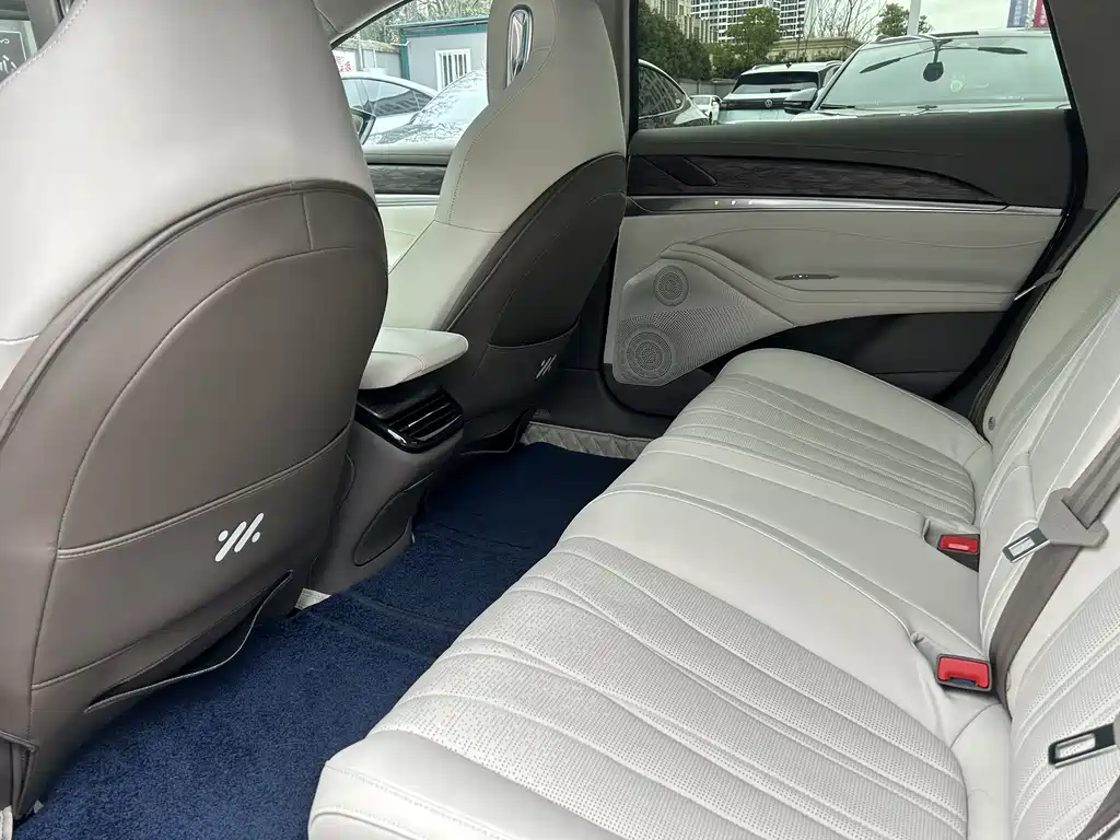 ZHIJI AUTOMOBILE ZHIJI L7