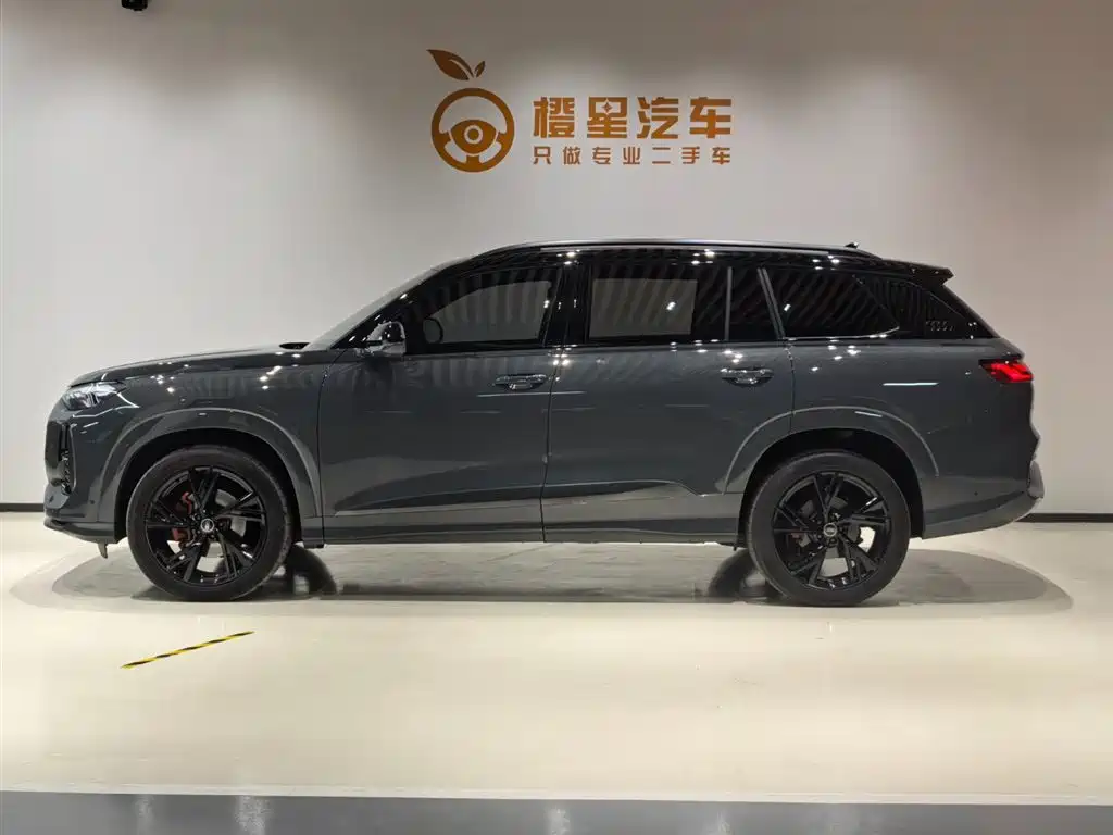Audi Q6 2024 45 TFSI quattro 6 мест