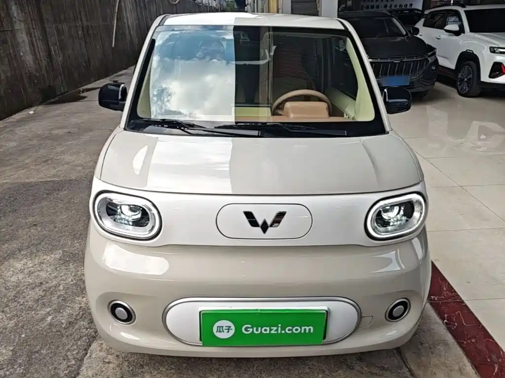 Wuling MINIEV — миниатюра 3