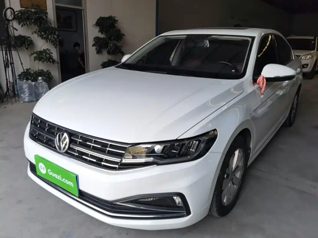 Volkswagen Bora — миниатюра 2