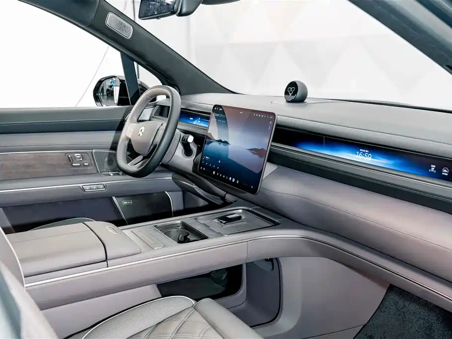 NIO ES8 — миниатюра 19