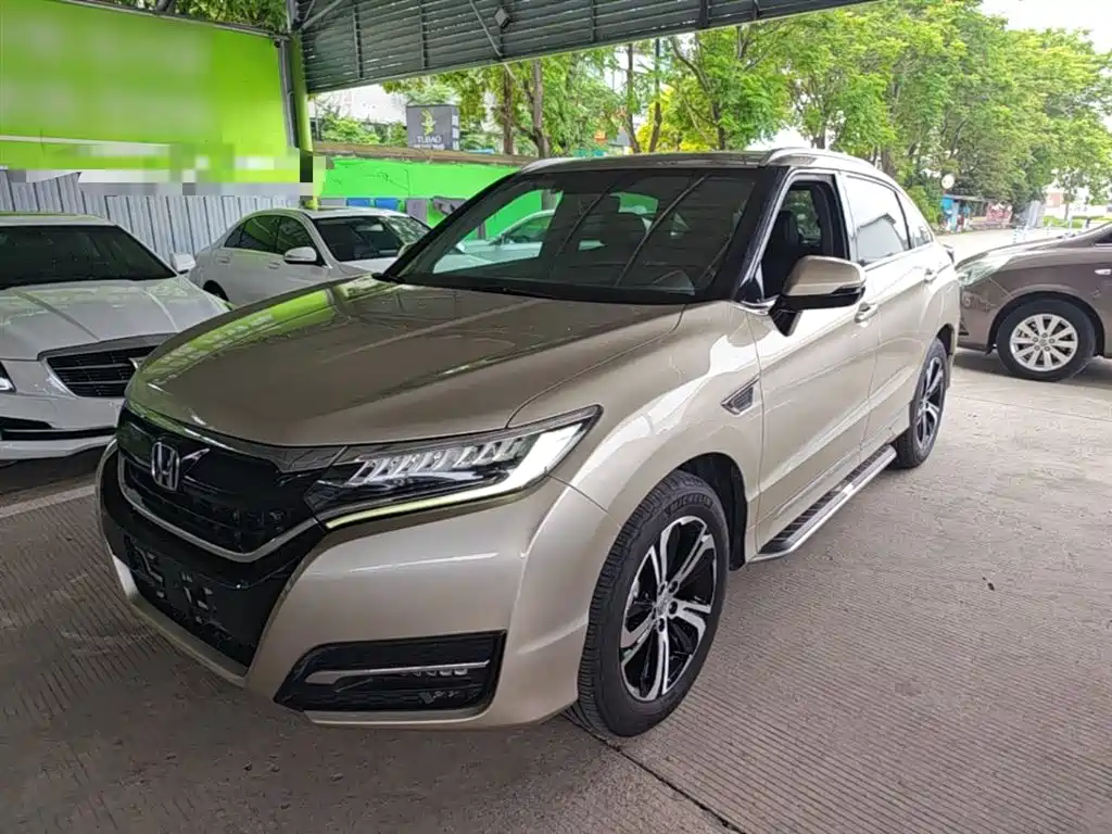 Купить Honda UR-V