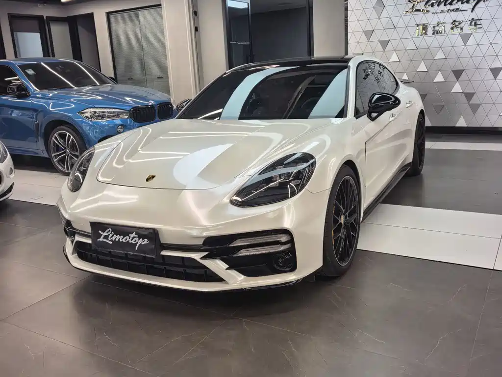 Купить Porsche Panamera