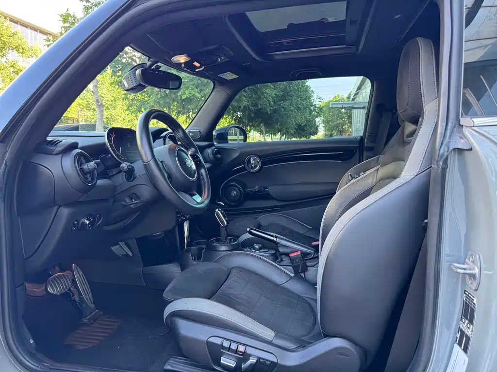 Mini JCW 2022 2.0T JOHN COOPER WORKS ALL-IN