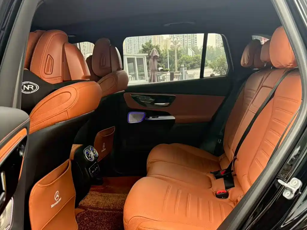 Mercedes-Benz GLC — миниатюра 12