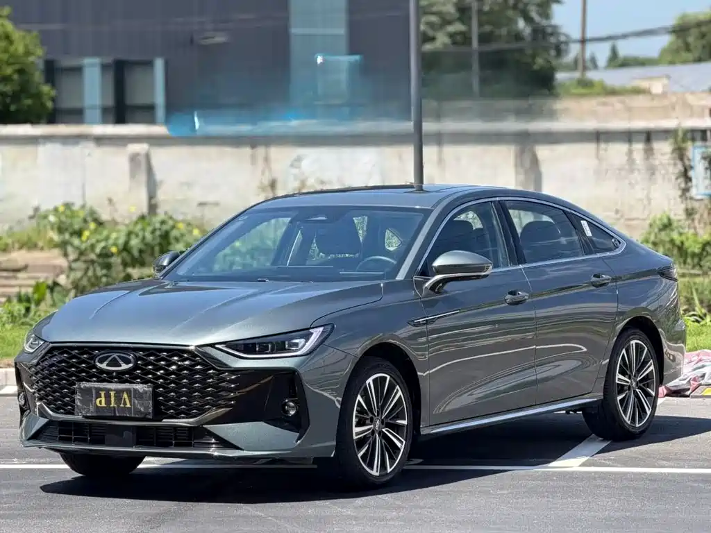 2025 Chery Arrizo 8 - zdjęcie 1 z 12