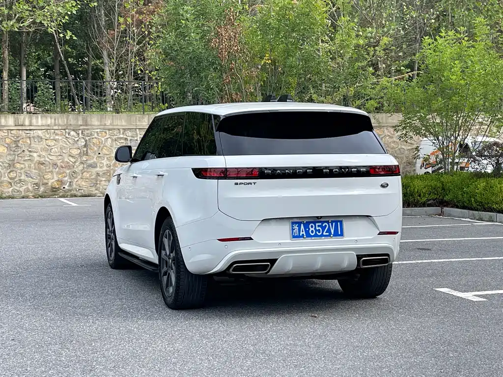 Land Rover Sport — миниатюра 8