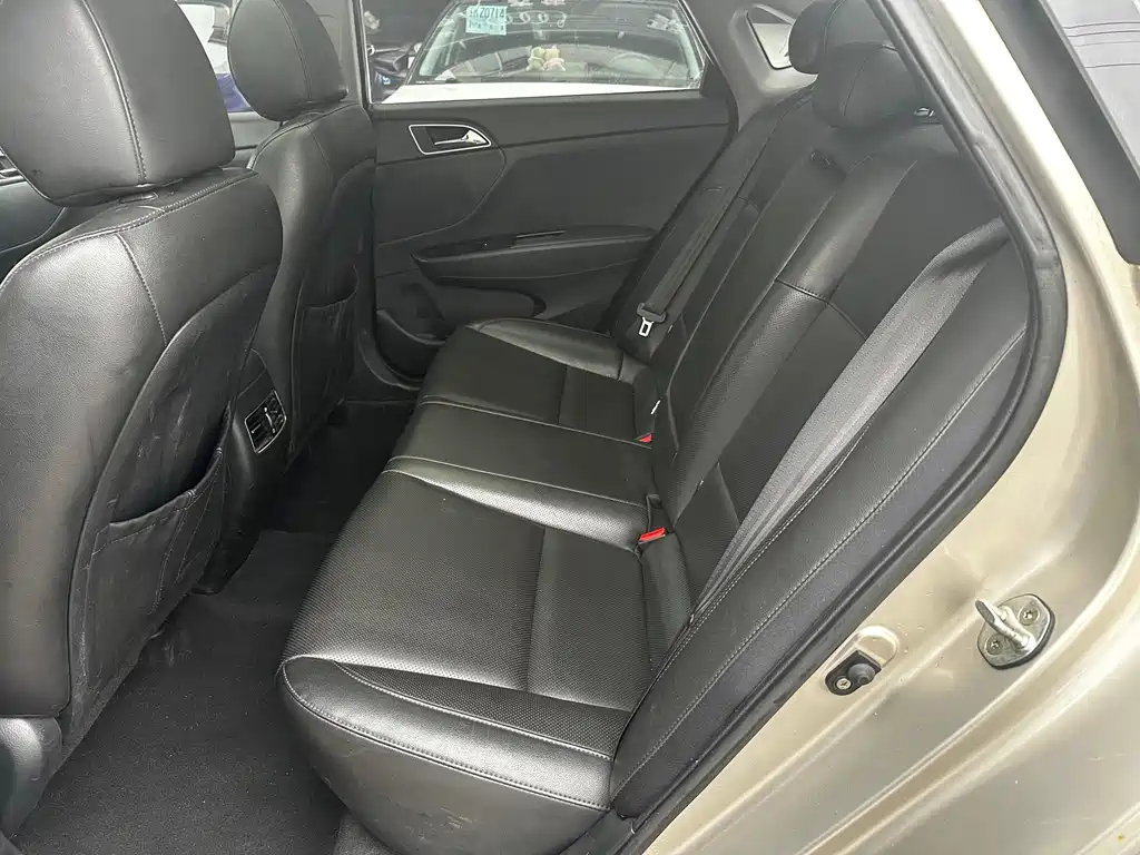 Hyundai Mistra — миниатюра 8