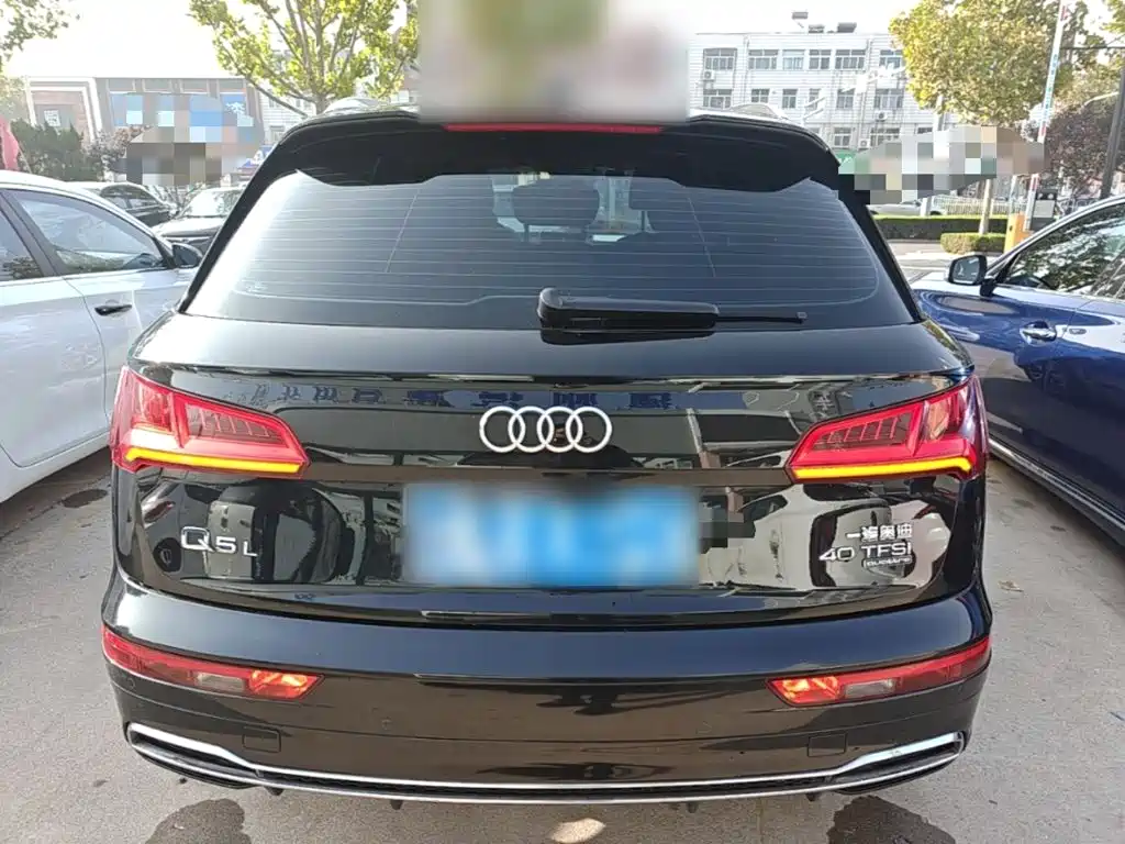Audi Q5L — миниатюра 6
