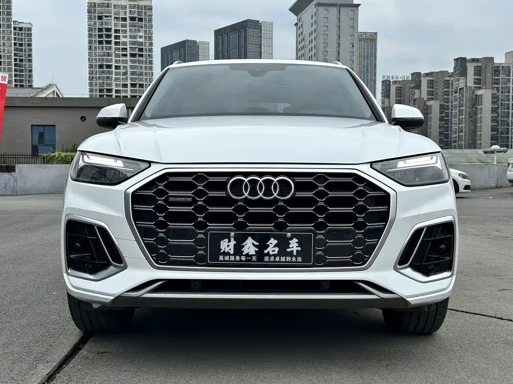 Audi Q5L 2024 40 TFSI Fashion