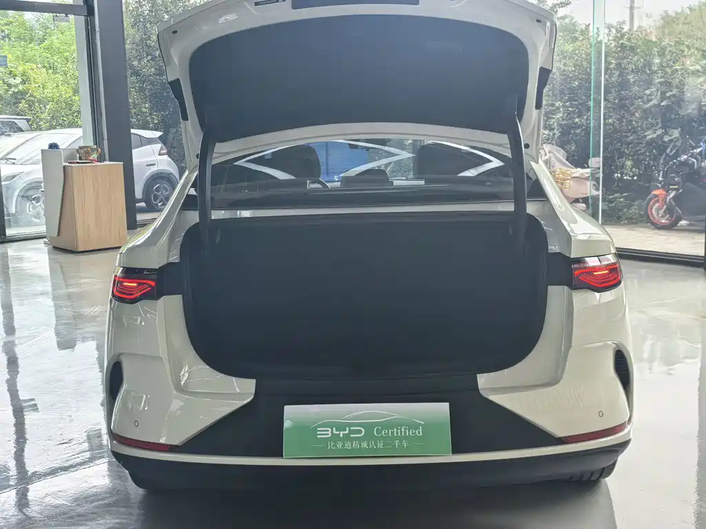 BYD Qin L — миниатюра 15