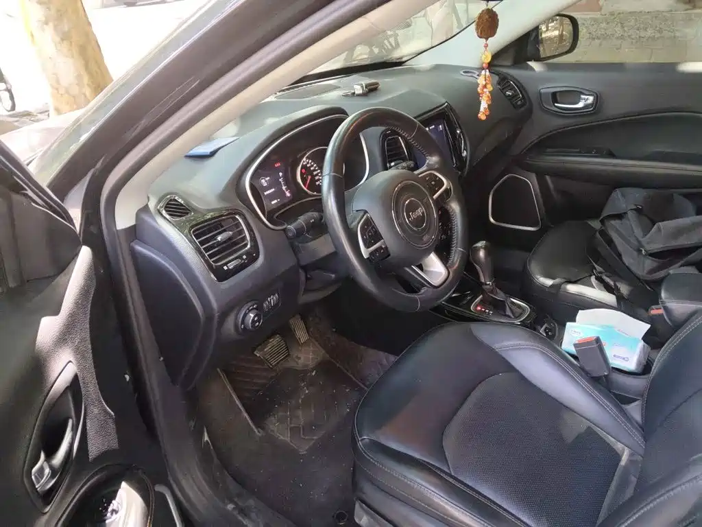 Jeep Compass — миниатюра 18
