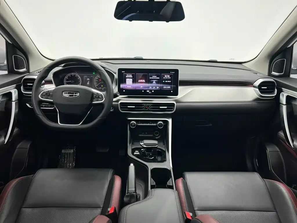 Geely Binyue — миниатюра 18