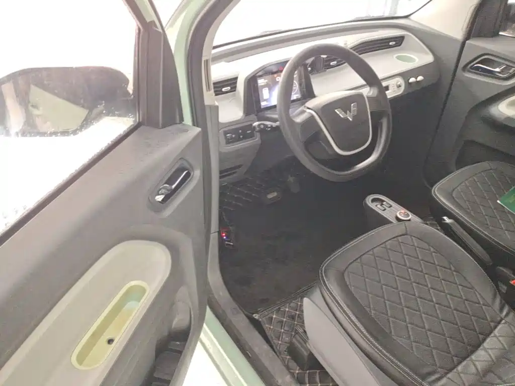 Wuling MINIEV — миниатюра 16